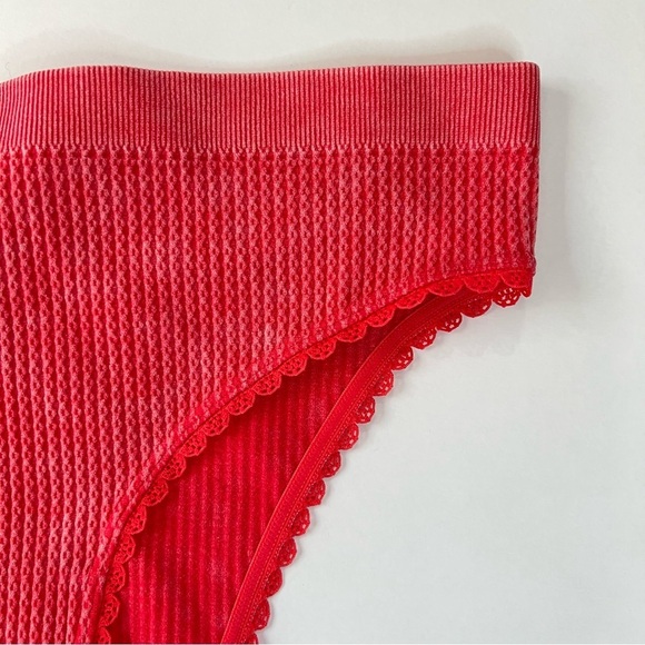 Fabletics Cable Knit Bralette and Brief Set Color Washed Strawberry Red Size Med - Picture 9 of 13